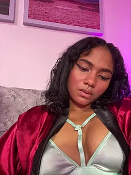 Tatianapink18's cam snapshot