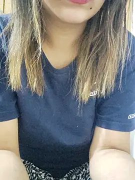 Tanha18 live sex cam