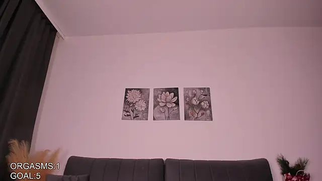 naomi_asian live sex cam