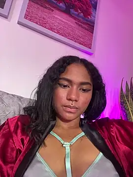 Tatianapink18's cam snapshot