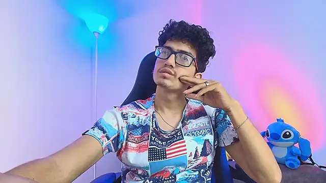 TylerWhite_ live sex cam