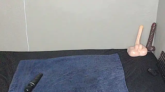 TrishahXo live sex cam