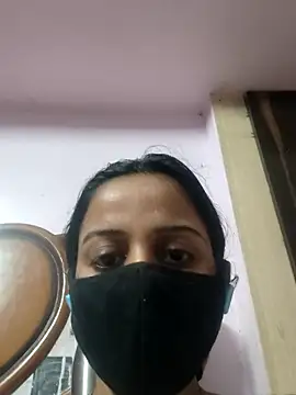 Tamil_shalini's cam snapshot