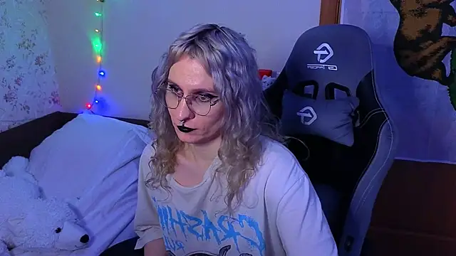 Lori_Myaf live sex cam