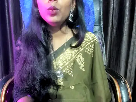 Priya_Sengar's cam snapshot