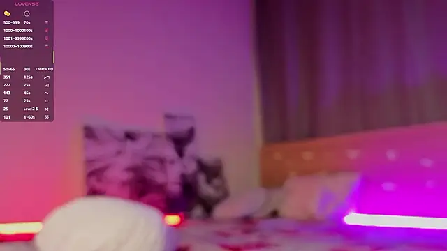 OttilieBurruss live sex cam