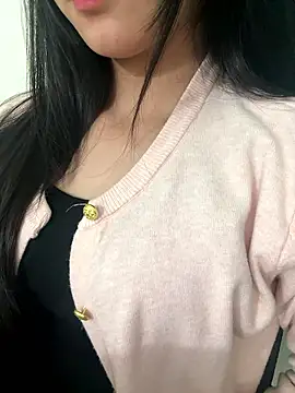 Desi_sara's cam snapshot