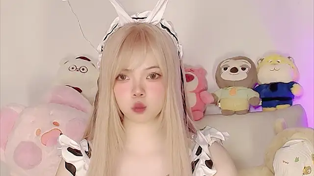 Miyeoonn's cam snapshot