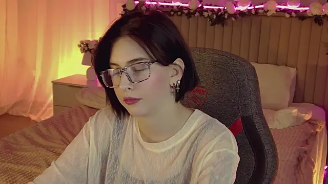 ElenaSomerhalder's cam snapshot