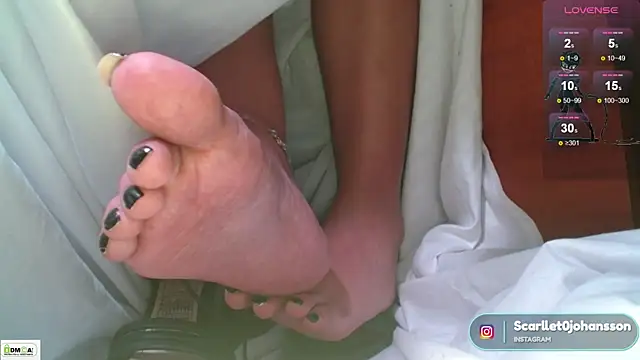 Miss_scarllet_ live sex cam