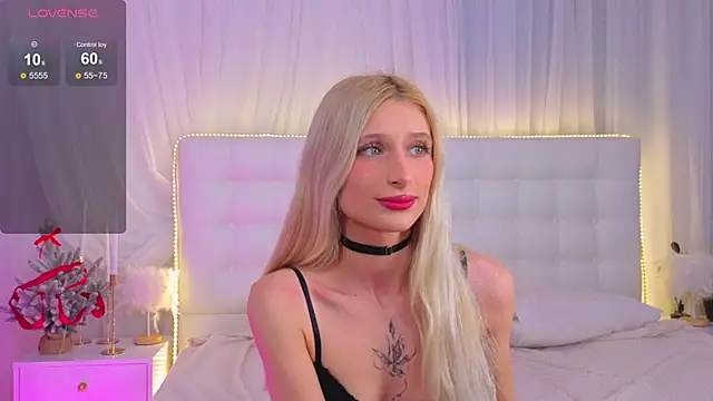 Monica_Leen's cam snapshot