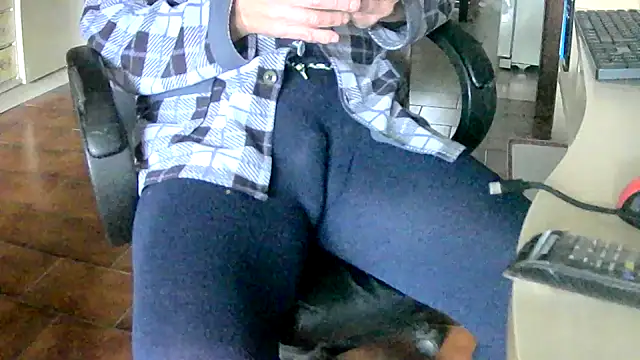 tobikoyuzu's cam snapshot