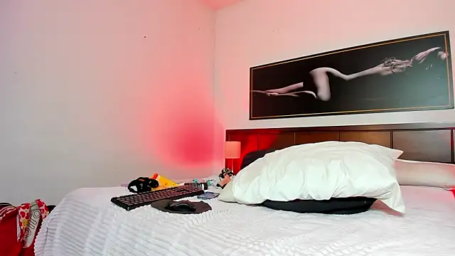 celeste_bell05's cam snapshot