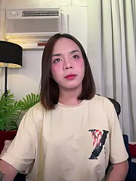 Pumi_akiko live sex cam