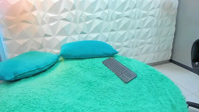 sweet_angeel_01's cam snapshot