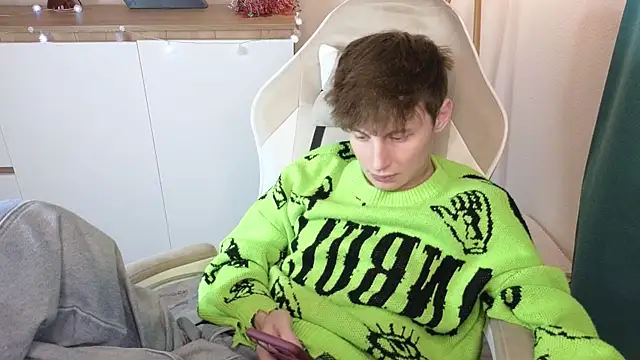 crisp1n live sex cam