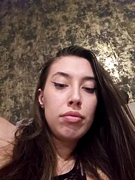 Virggin_Squirt live sex cam