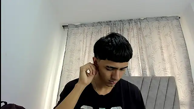 Anthony_carter's cam snapshot