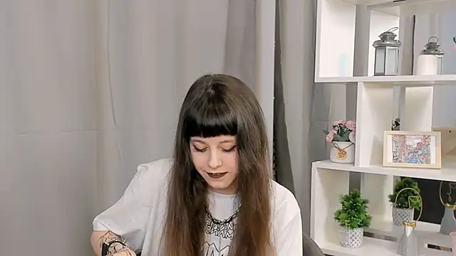 BellaLewter's cam snapshot