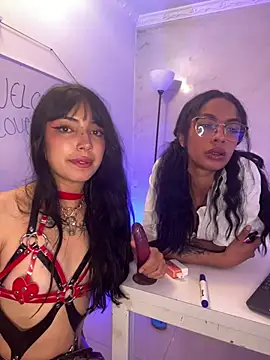 Baddest_Katt's cam snapshot