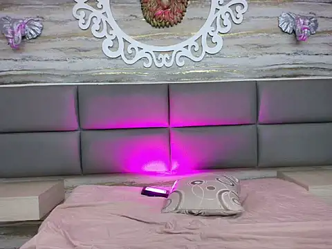 Little_Mayy's cam snapshot