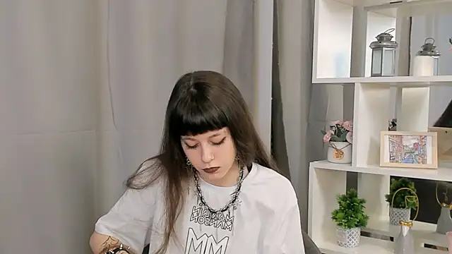 BellaLewter's cam snapshot