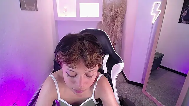 melodyy_as's cam snapshot