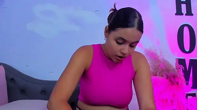 ArianaVyx's cam snapshot