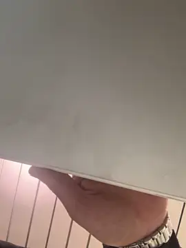 AlexGogo23's cam snapshot