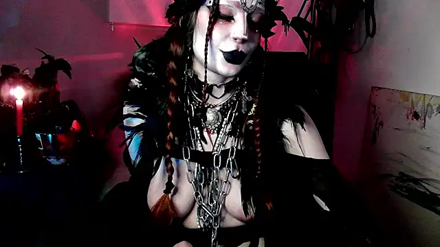 EmpressMorrigan live sex cam
