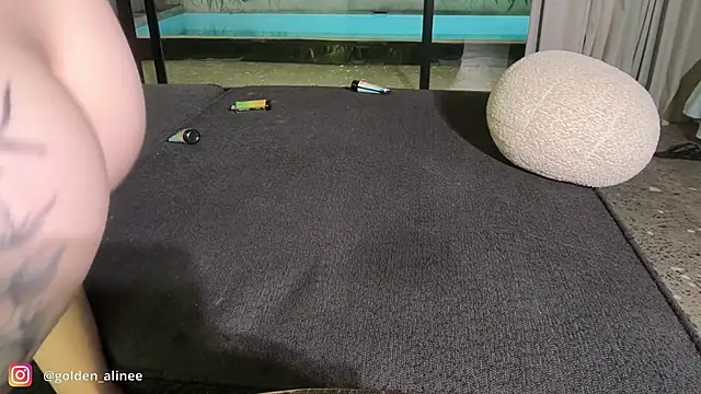 Golden_Aline live sex cam