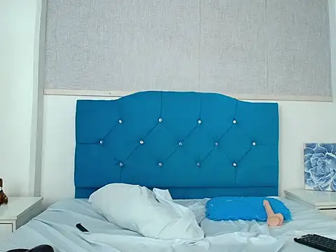 charlotte_campbell's cam snapshot