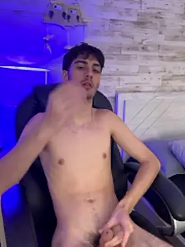 Emir_Ozan_ live sex cam