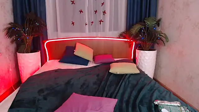 KisaModel's cam snapshot