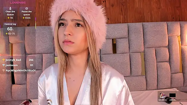 miia_reeves_'s cam snapshot