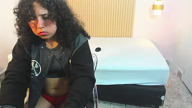 ZoeFox5's cam snapshot