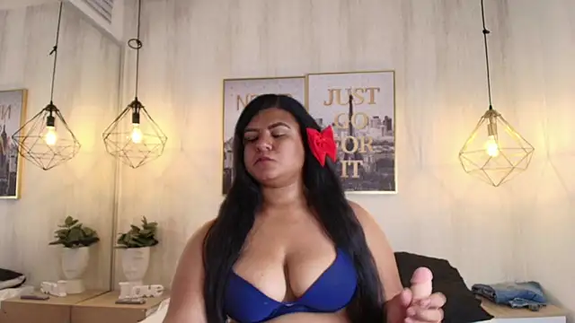 Emiily__Rousse's cam snapshot