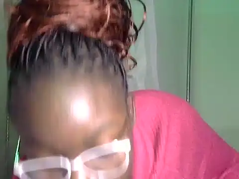 Sexy-suzy live sex cam