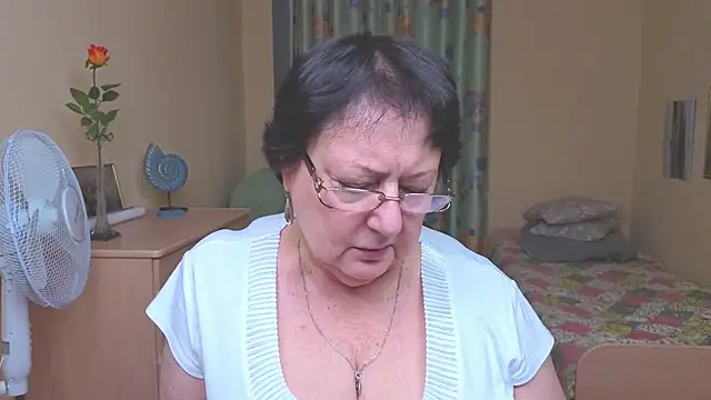 Margo_Moll live sex cam