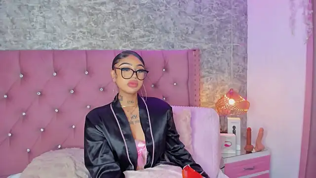 Mia_Jansen live sex cam