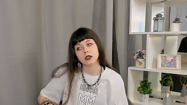 BellaLewter's cam snapshot