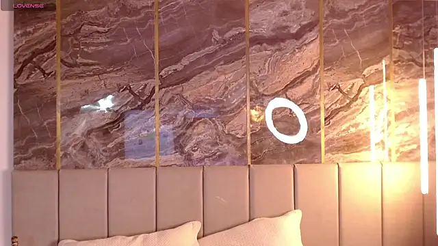 Lunea_kane's cam snapshot