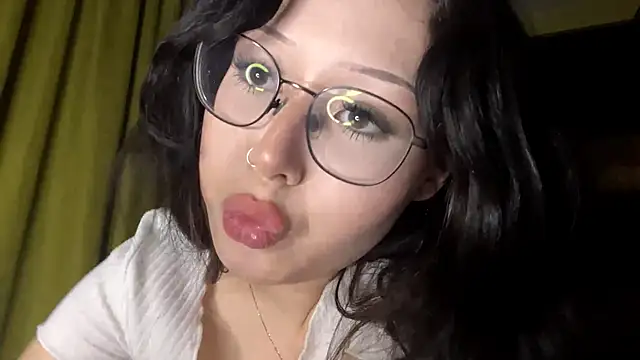 KateWhisp's cam snapshot