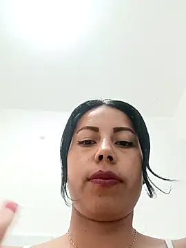 _andrea30 live sex cam