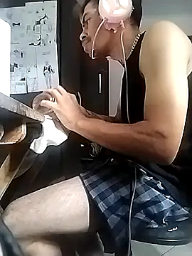 iCrashzin live sex cam