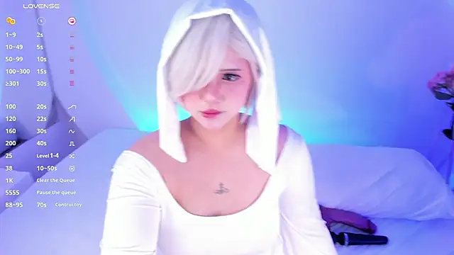 NanaOsaky live sex cam