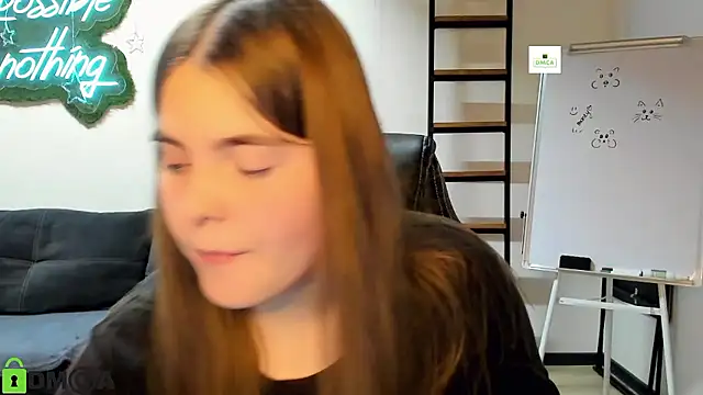 MiraaBloom's cam snapshot