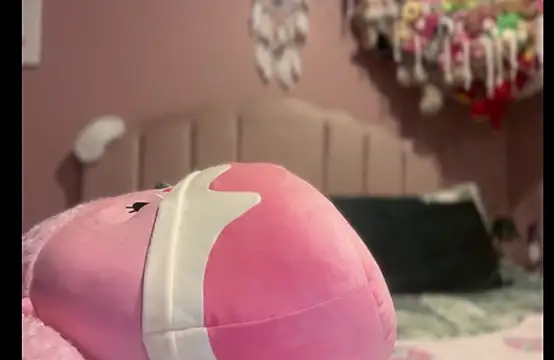 Pinkiepieexo live sex cam