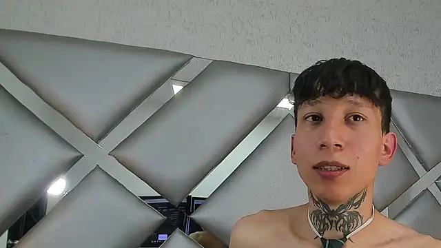 TREVORDONSON's cam snapshot