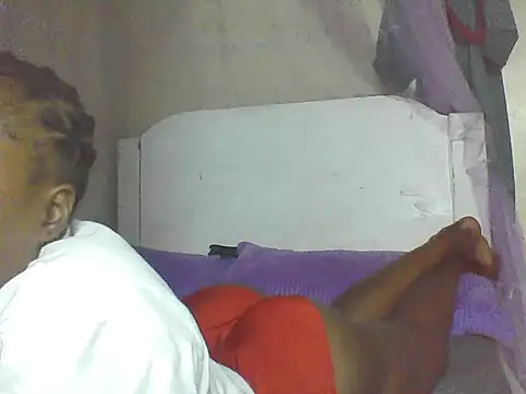 EBONYVANILLA02 live sex cam